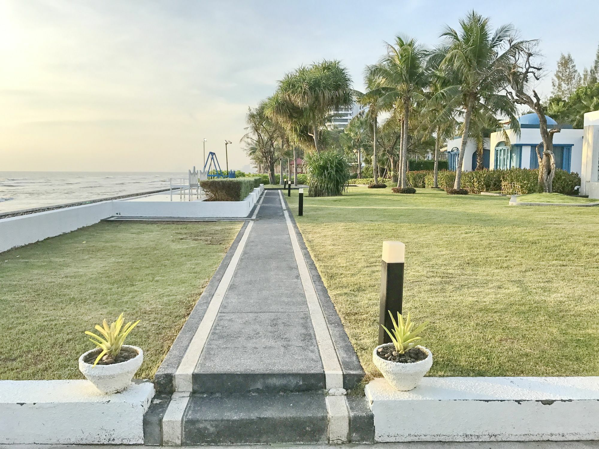 The Crest Santora Hua-Hin HHQ Exterior foto